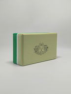 Sandwich cookies with double-sided printed yoga block